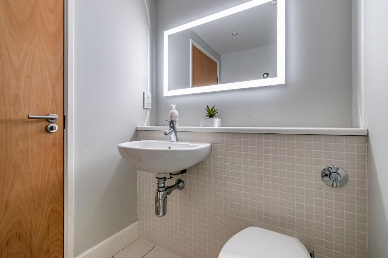Amazing Apartments - Cables Wynd Near The Shore - Free Parking إدنبرة المظهر الخارجي الصورة