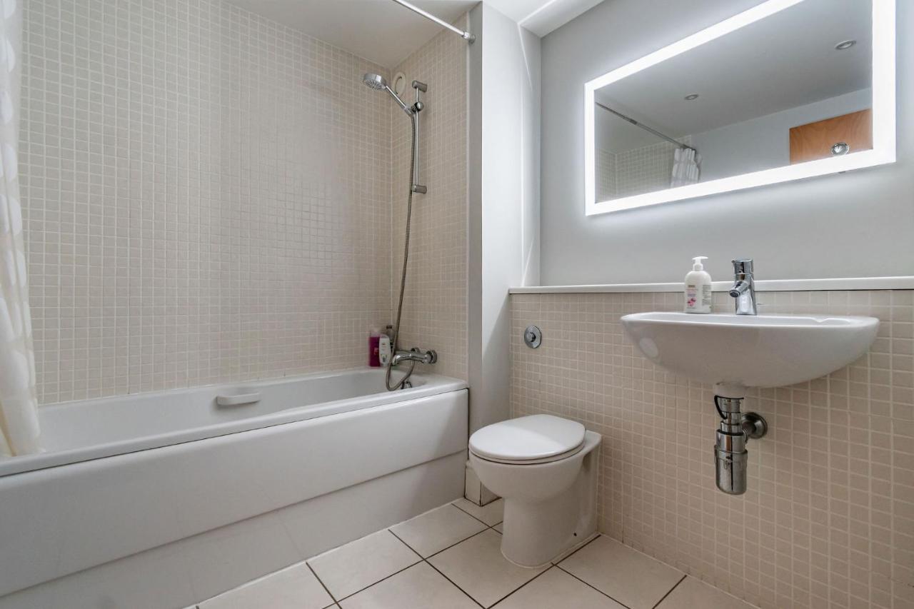 Amazing Apartments - Cables Wynd Near The Shore - Free Parking إدنبرة المظهر الخارجي الصورة